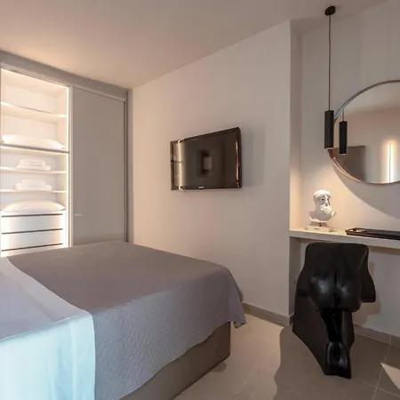 Luxury House With Private Pool At Elia * Mykonos Town